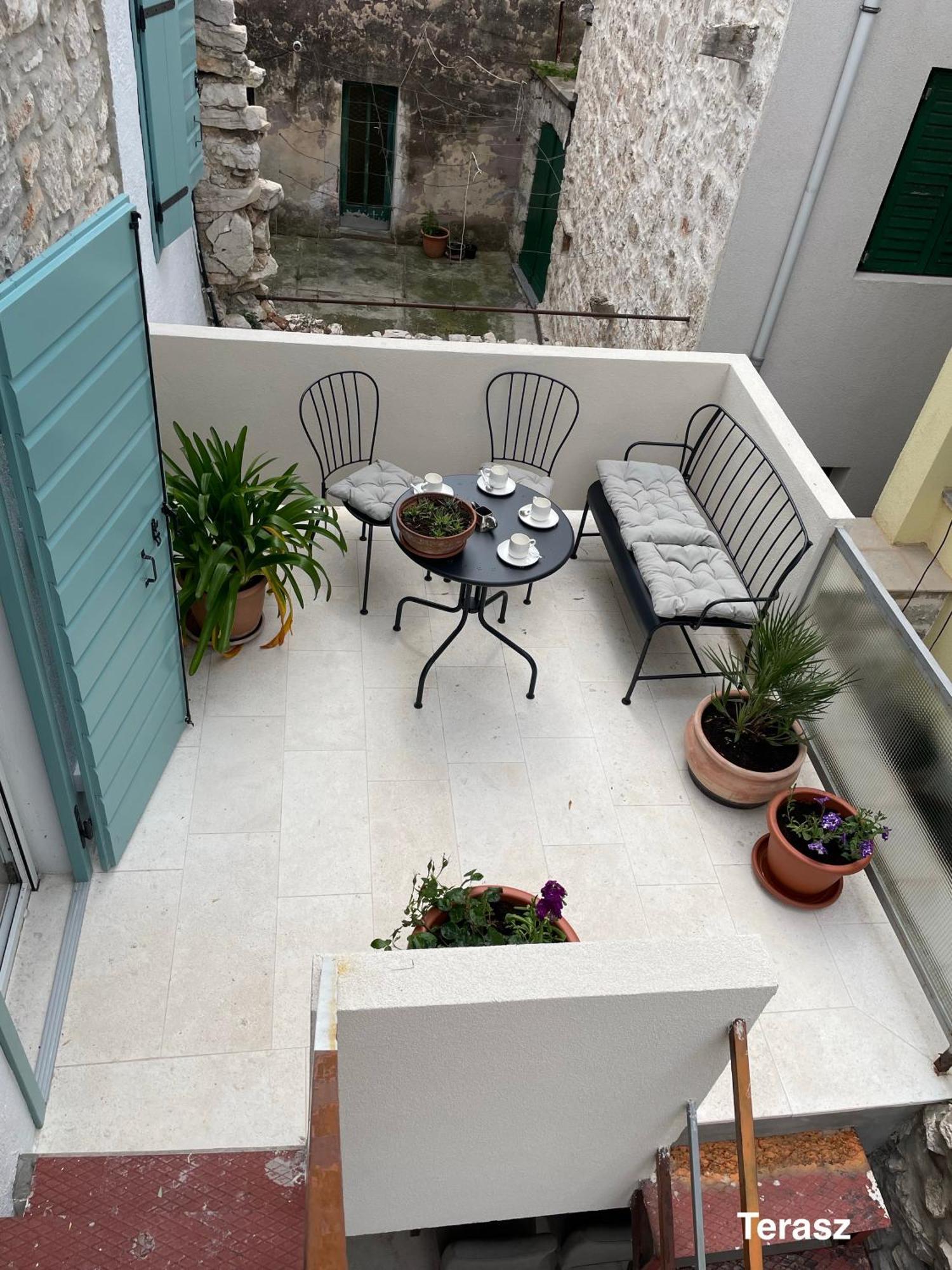 Murter-Sun Stone House Екстериор снимка